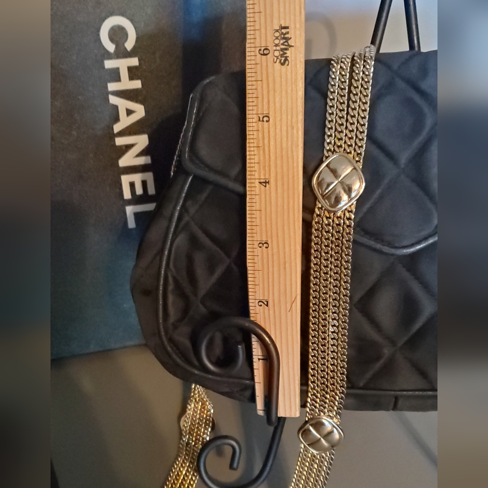 Chanel Satin Quilted Tassel Flap Rare Collectable Vintage Purse⚜️🖤⚜️ - Picture 12 of 12